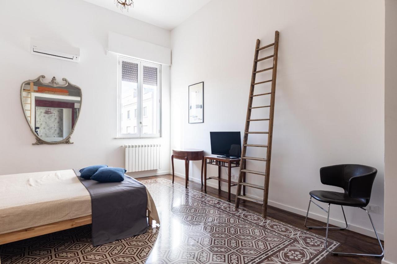 90100 Apartment Palermo Exterior photo