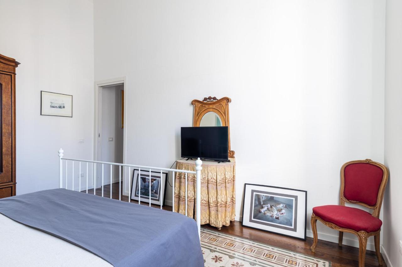 90100 Apartment Palermo Exterior photo