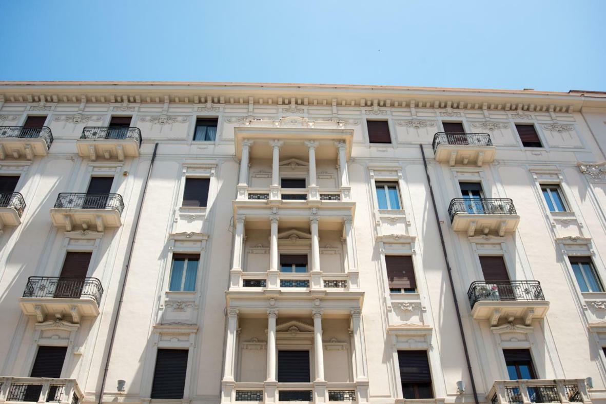 90100 Apartment Palermo Exterior photo